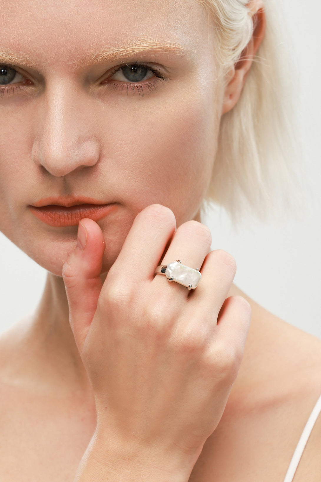 Minimalist Baroque Pearl Finger Ring - Classicharms